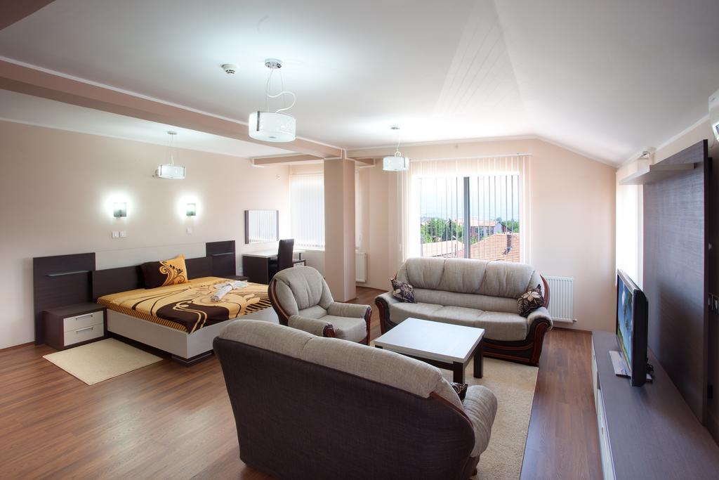 Guesthouse Vitez Vranje Luaran gambar
