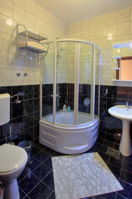 Guesthouse Vitez Vranje Luaran gambar