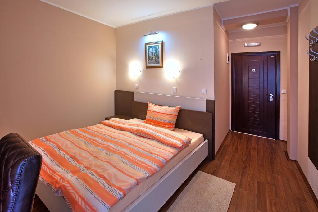 Guesthouse Vitez Vranje Luaran gambar